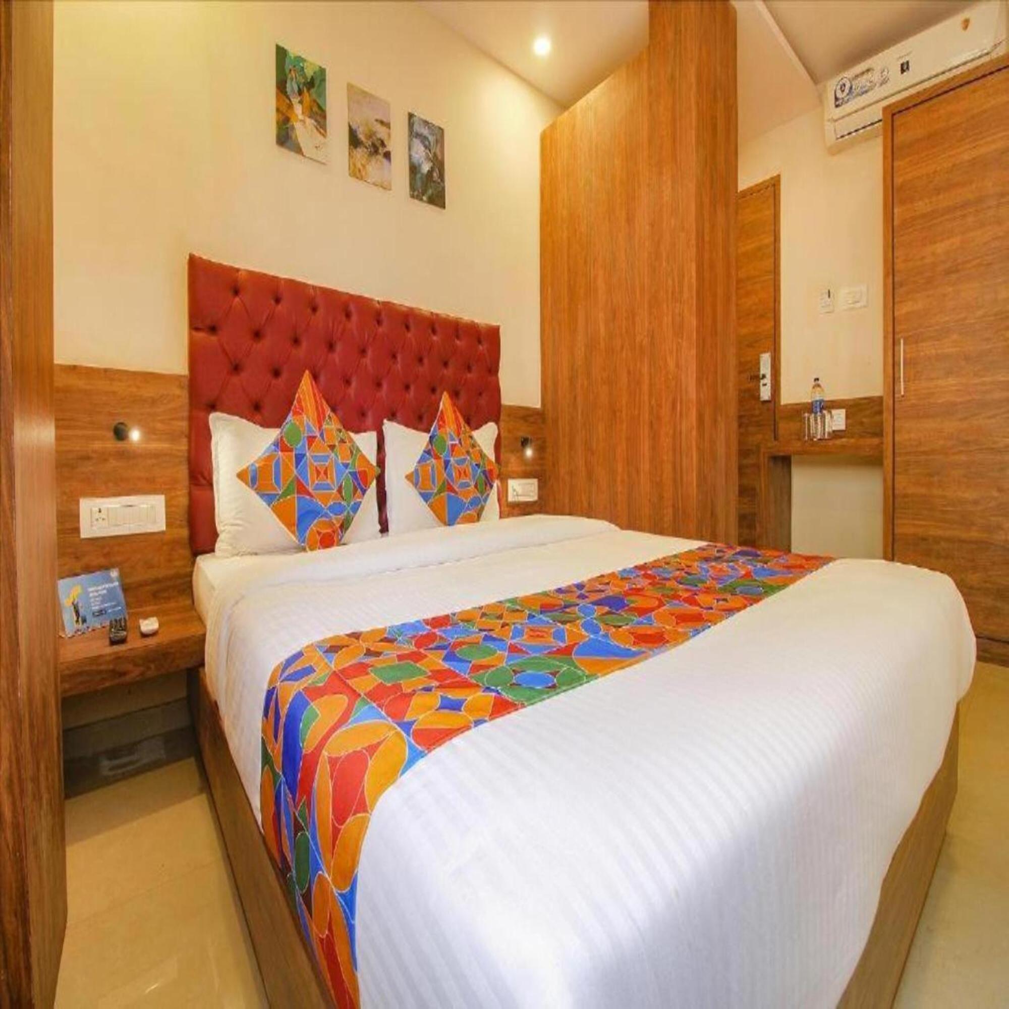 מומביי Hotel Elegant - Mohammed Ali Road מראה חיצוני תמונה