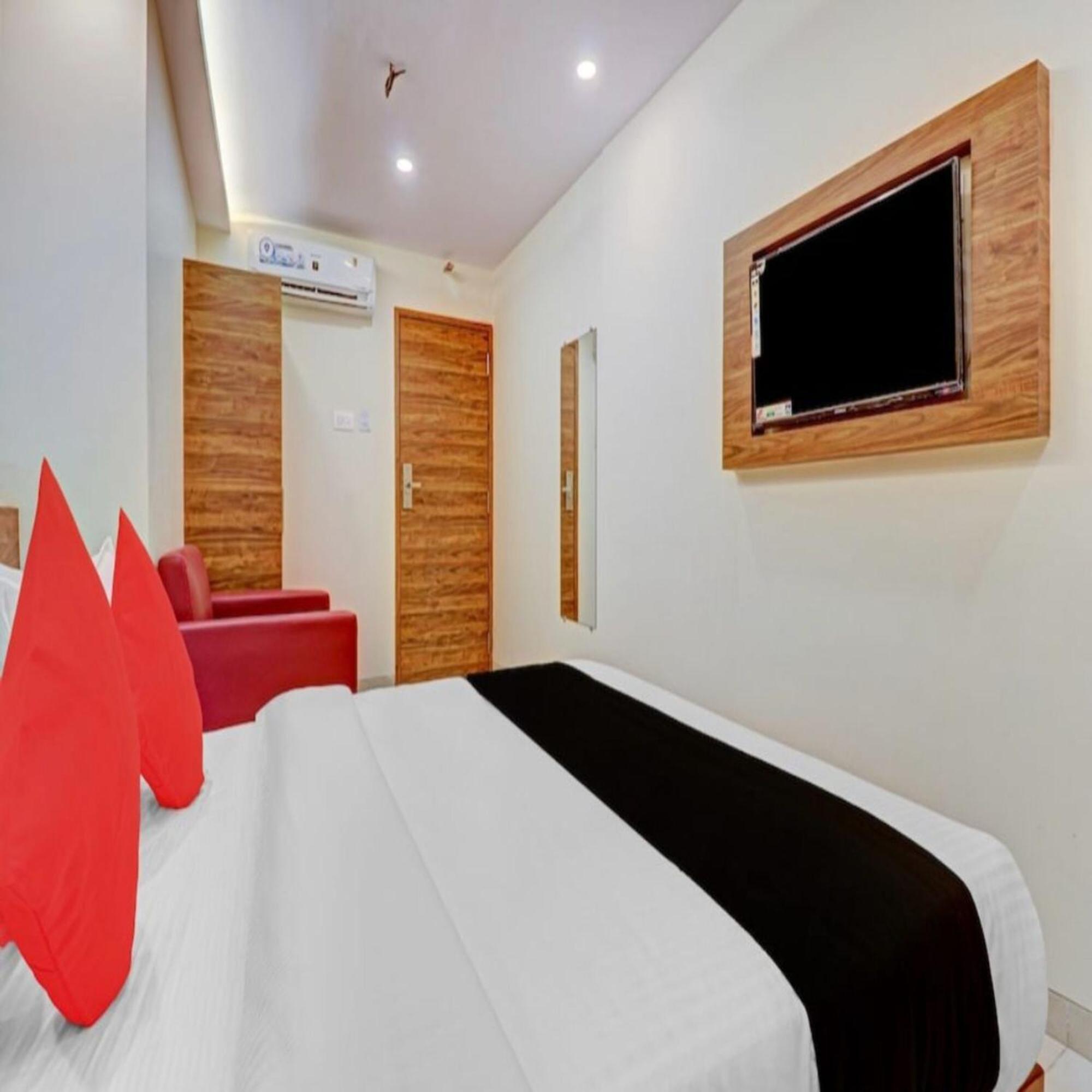 מומביי Hotel Elegant - Mohammed Ali Road מראה חיצוני תמונה