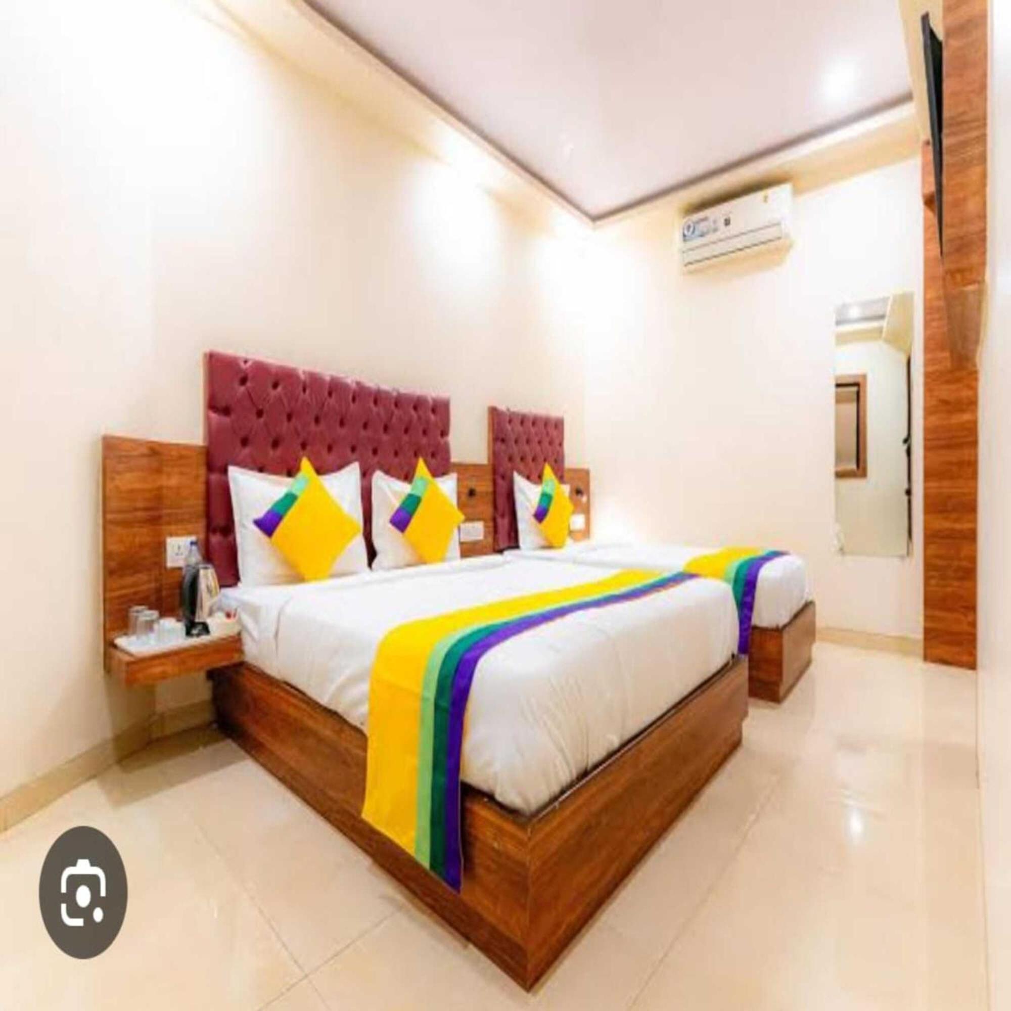 מומביי Hotel Elegant - Mohammed Ali Road מראה חיצוני תמונה
